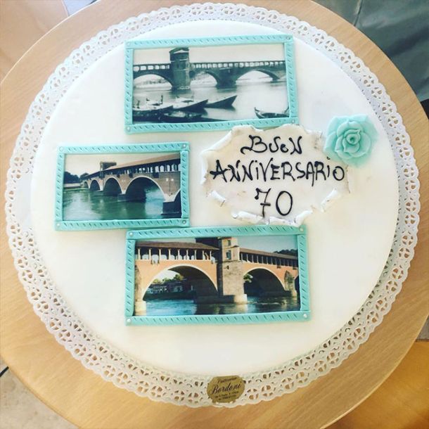 Dolci pasticcini biscotti artigianali della pasticceria sita a Pavia senza lattosio o biologico
